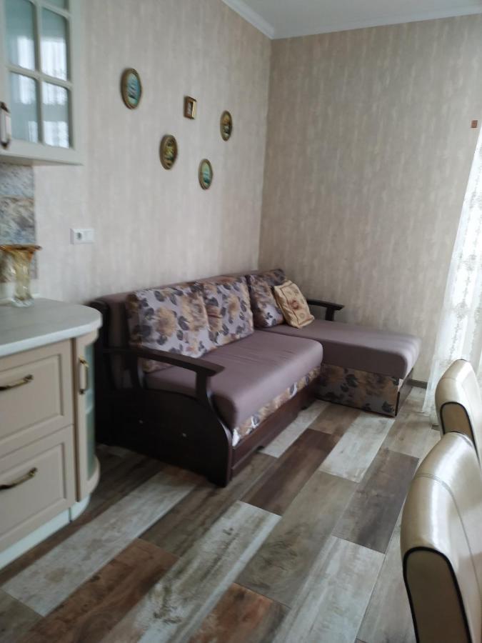 Apartment On Velyka Arnauts'Ka Str โอเดสซา ภายนอก รูปภาพ