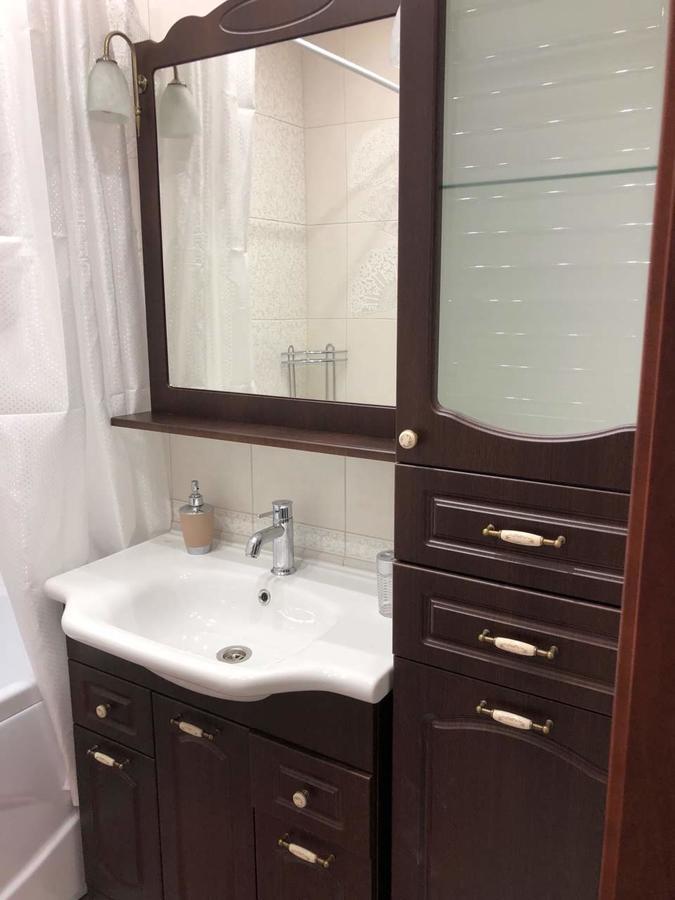 Apartment On Velyka Arnauts'Ka Str โอเดสซา ภายนอก รูปภาพ